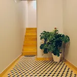 106 Letter - Charming In Historic Quarter Апартаменти