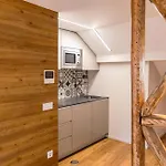 Апартаменти 106 Letter - Charming In Historic Quarter Лісабон