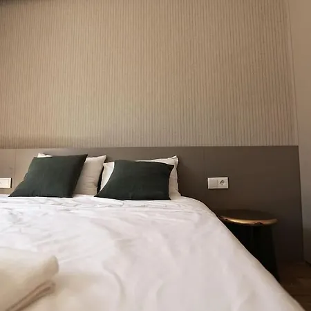 Center History 106 Letters * Lisboa