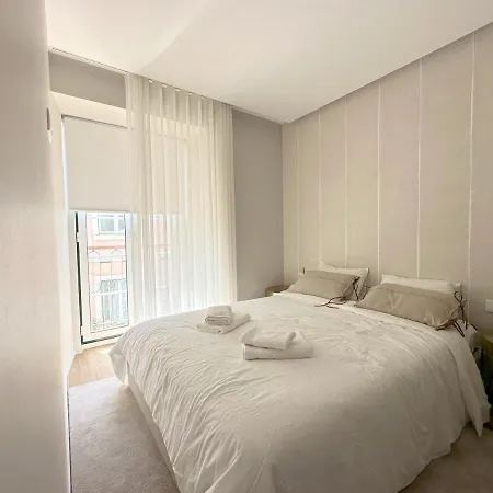 106 Letter - Charming In Historic Quarter *