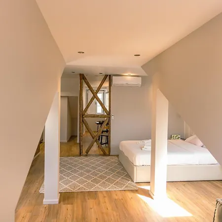 106 Letter - Charming In Historic Quarter * Lisboa