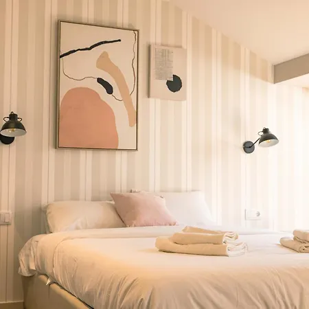 106 Letter - Charming In Historic Quarter