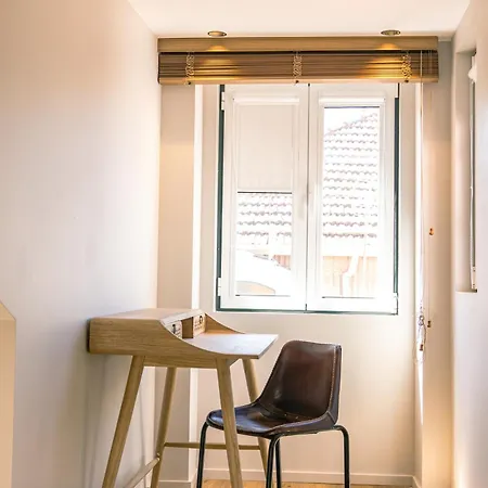 106 Letter - Charming In Historic Quarter Διαμέρισμα