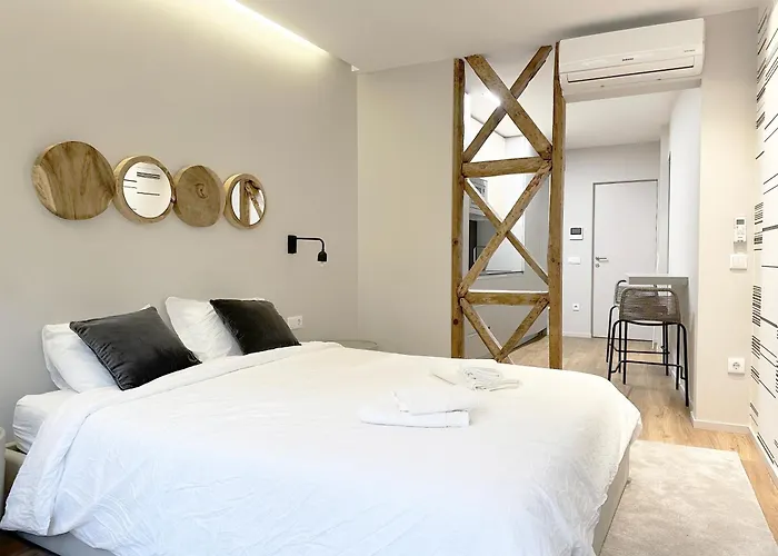 106 Letter - Charming In Historic Quarter شقة *