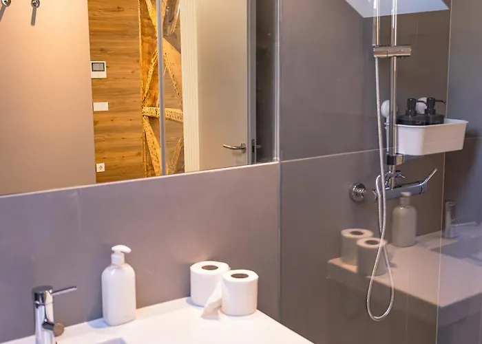 106 Letter - Charming In Historic Quarter * Lisboa