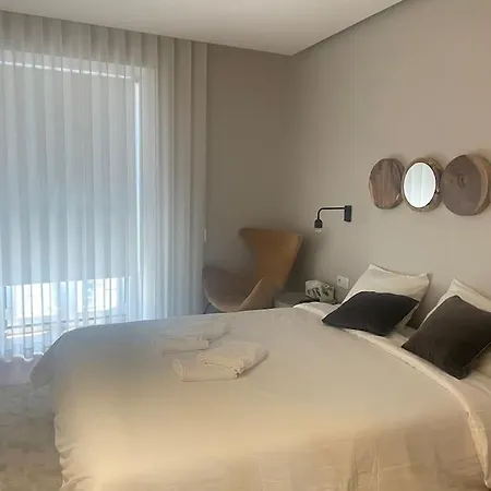 Center History 106 Letters Lisboa