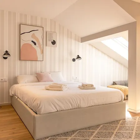 Apartman Center History 106 Letters Lisboa