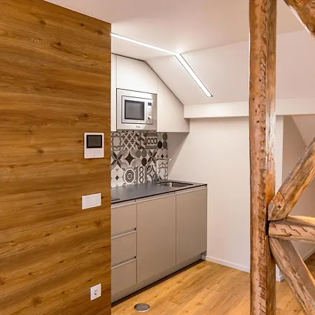 Apartman Center History 106 Letters Lisboa